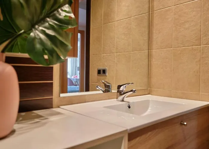 Plaza Espana 아파트 *